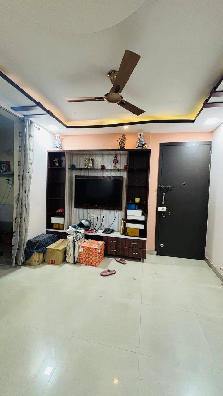 2 BHK for rent in Gated Society., Pune photo 5