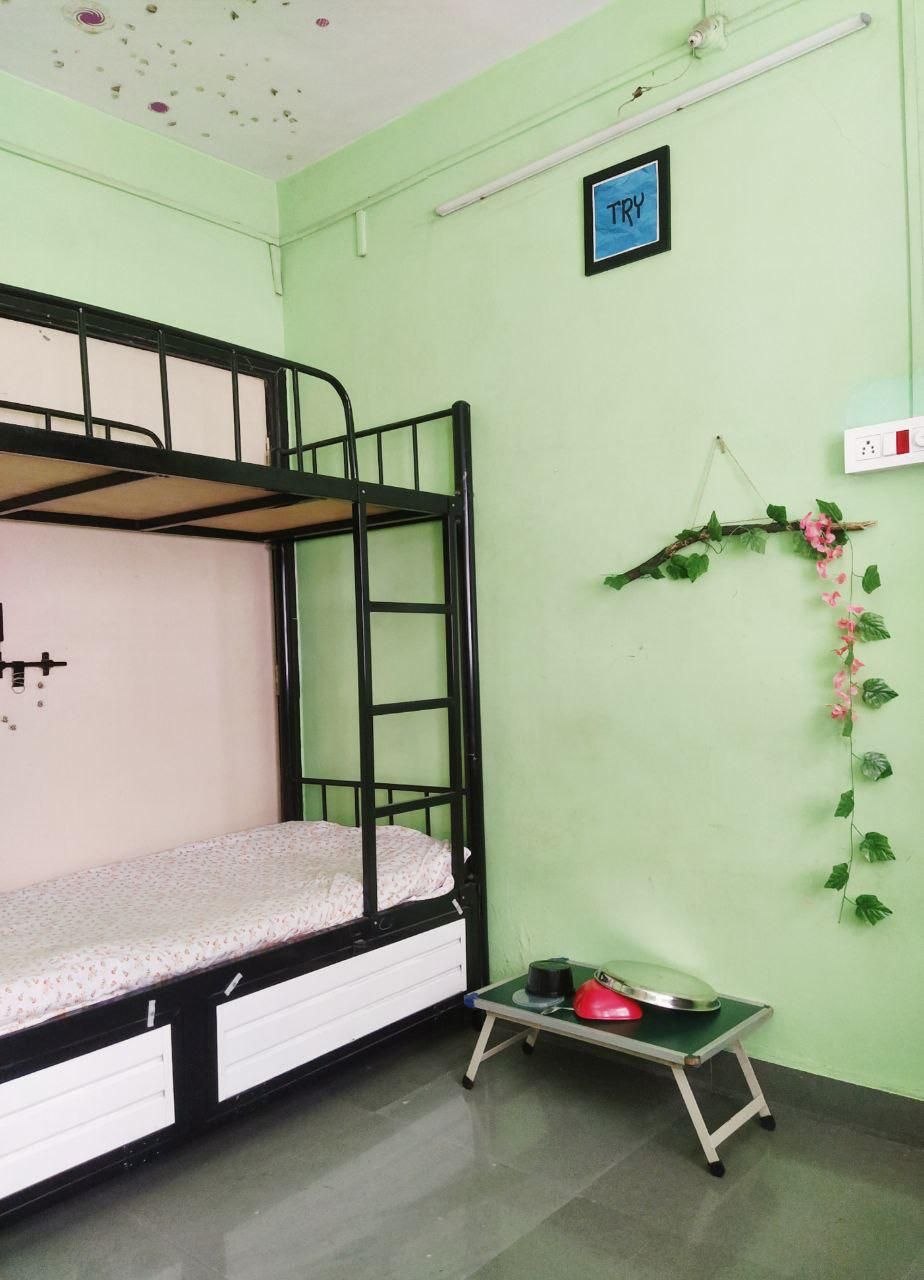 HOSTEL for rent in Shaniwar Peth, Pune photo 5