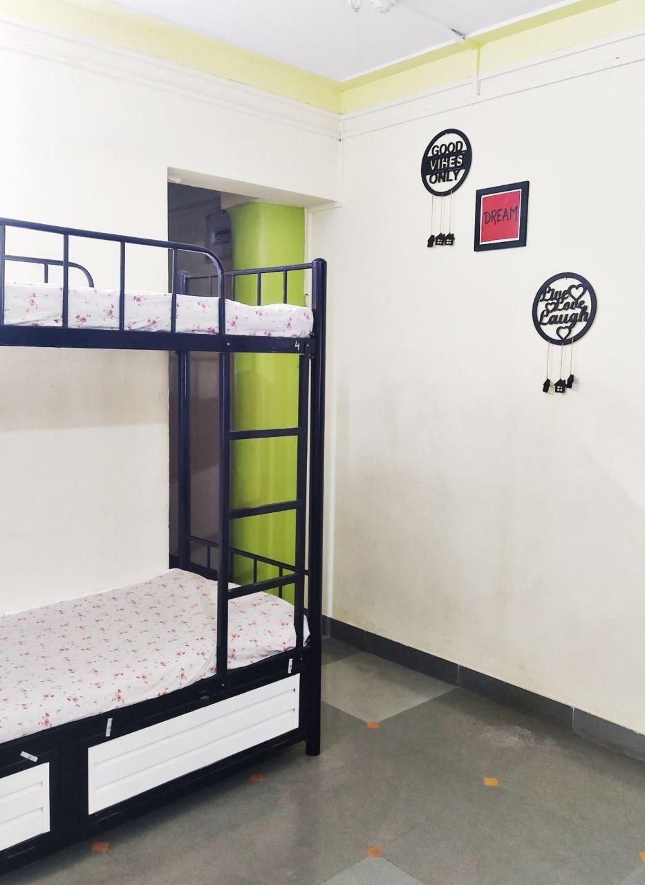 HOSTEL for rent in Shaniwar Peth, Pune photo 4
