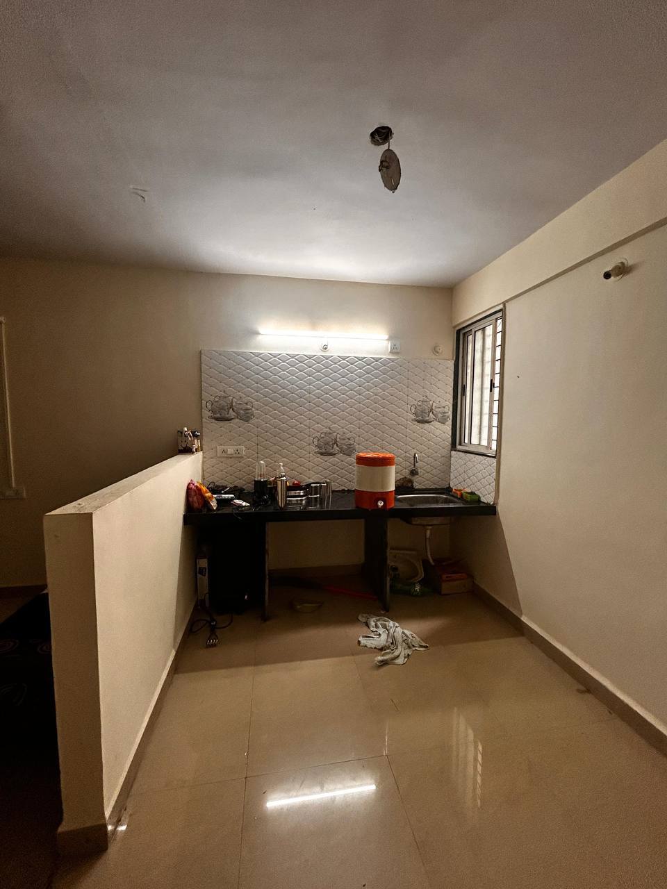 2 BHK for rent in Karvenagar, Pune photo 4