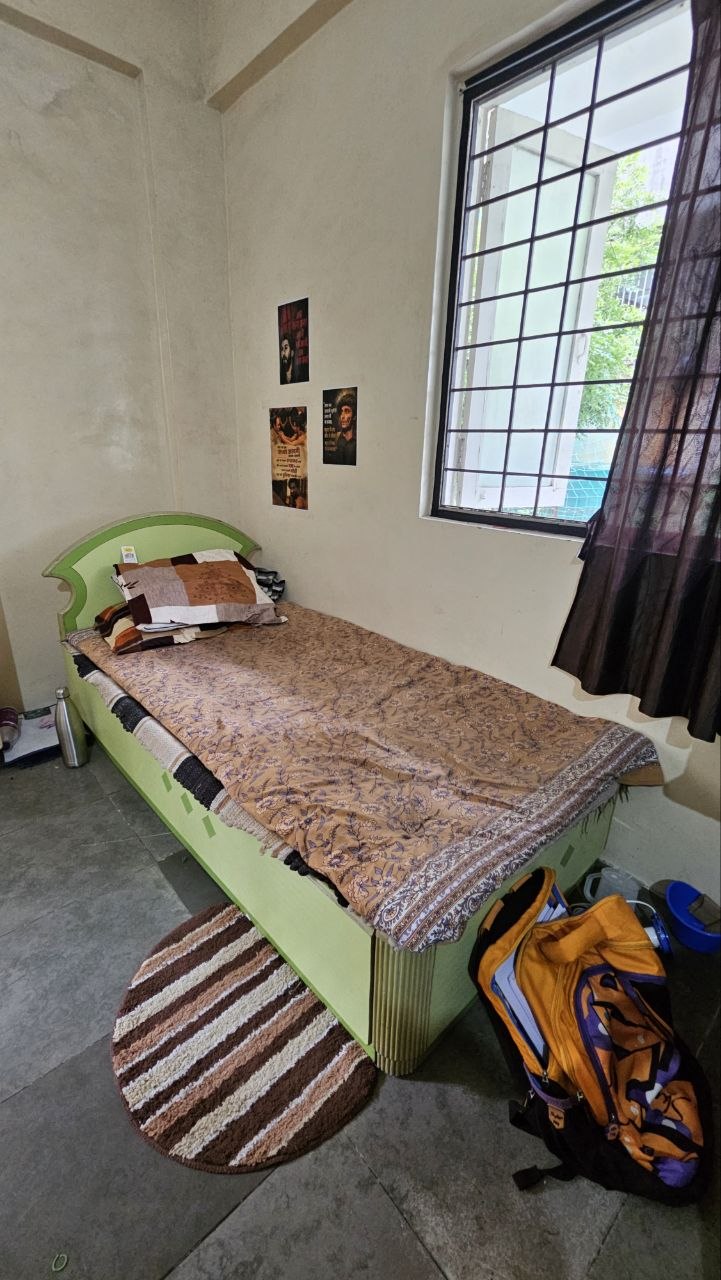 SINGLE ROOM for rent in Pune photo 6