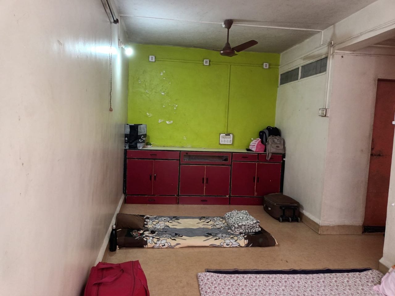 ๐ฑโโ๏ธ 1 girl required for rent in Sadashiv Peth, Pune photo 1