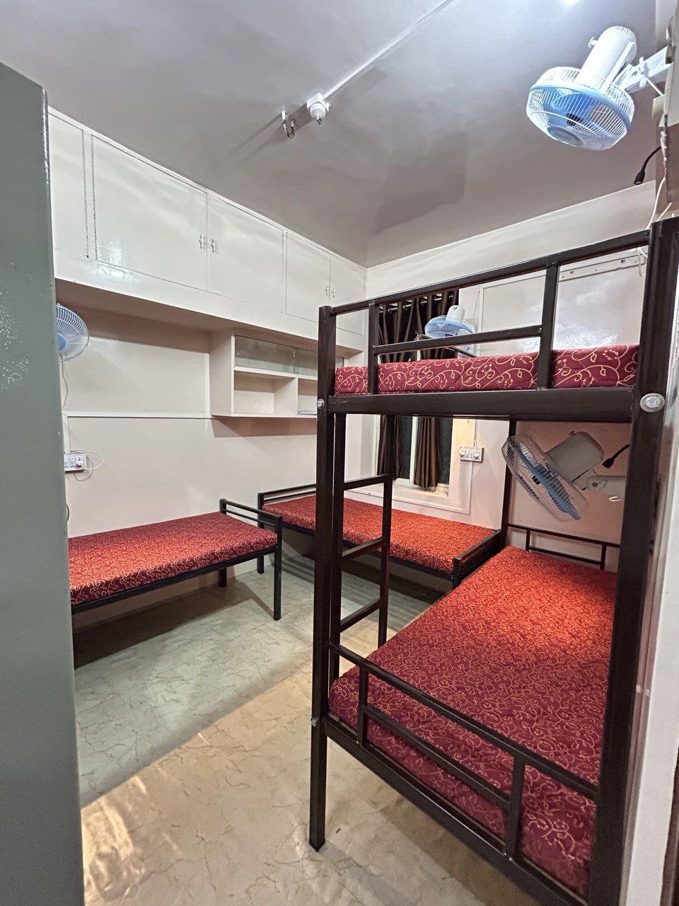 HOSTEL for rent in Narayan Peth, Pune photo 7