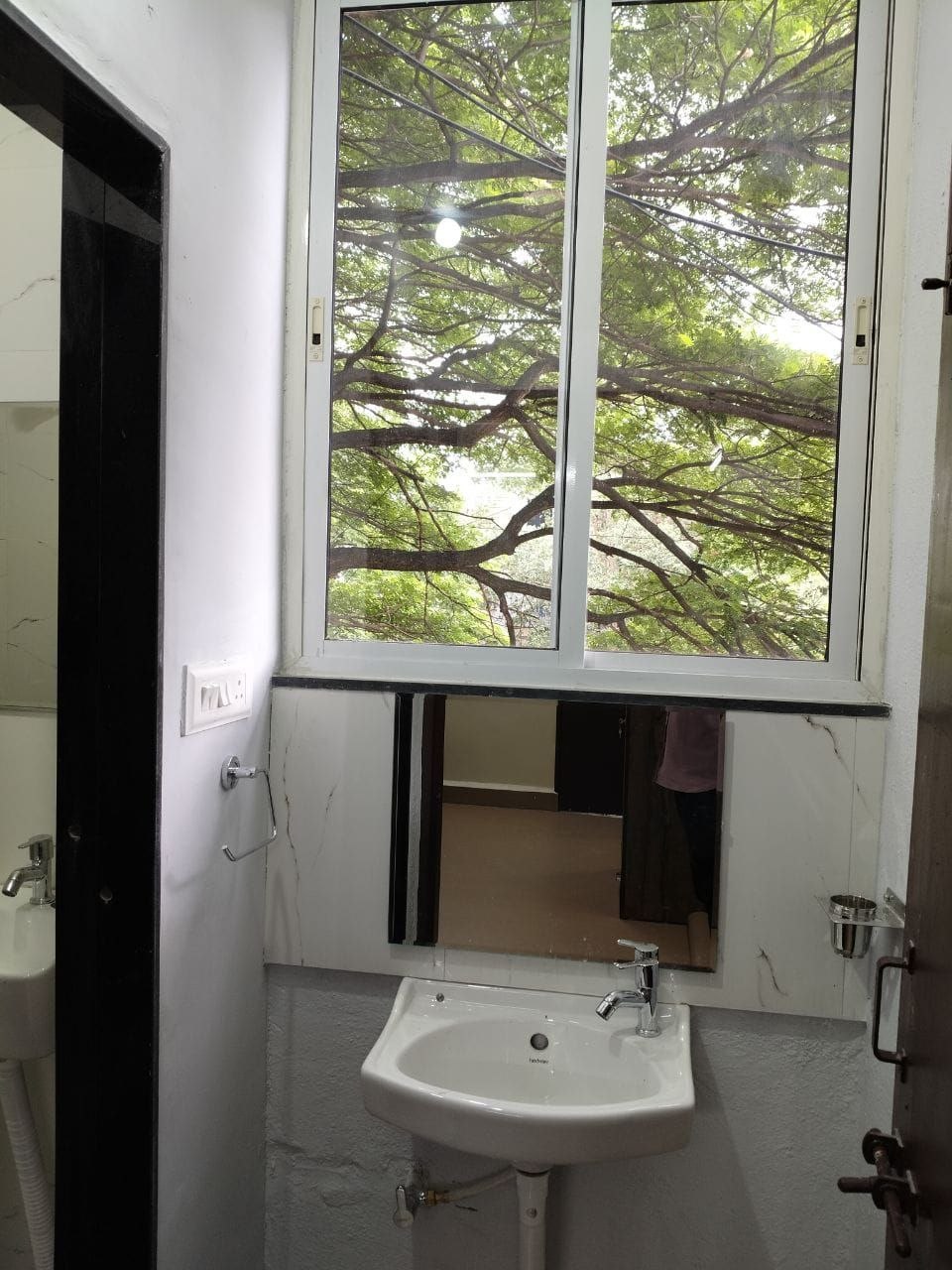 PG for rent in Pune photo 8