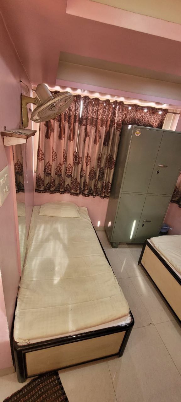 HOSTEL for rent in ๐ Nearby Location, Pune photo 1