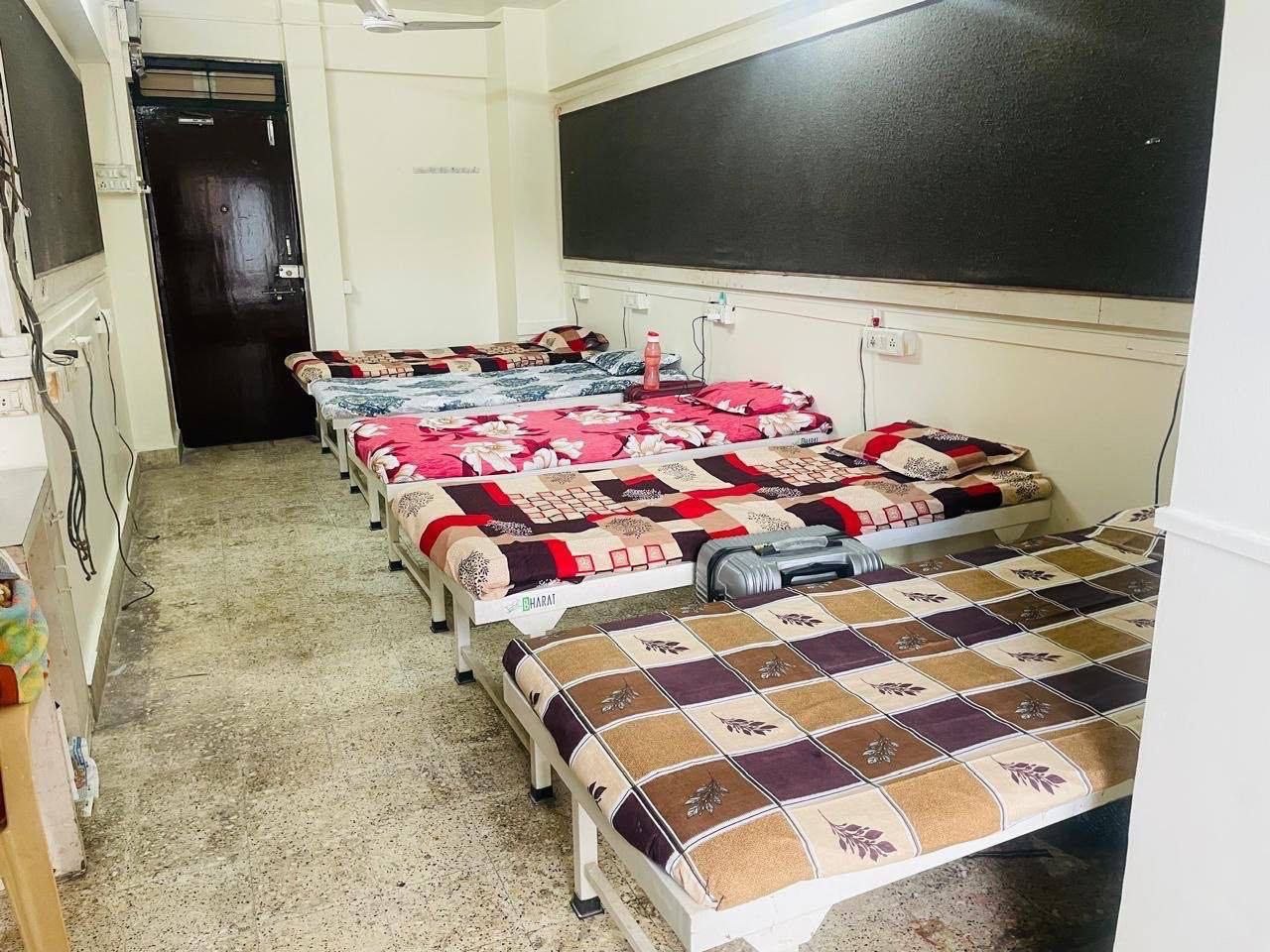HOSTEL for rent in Sadashiv Peth, Pune photo 2