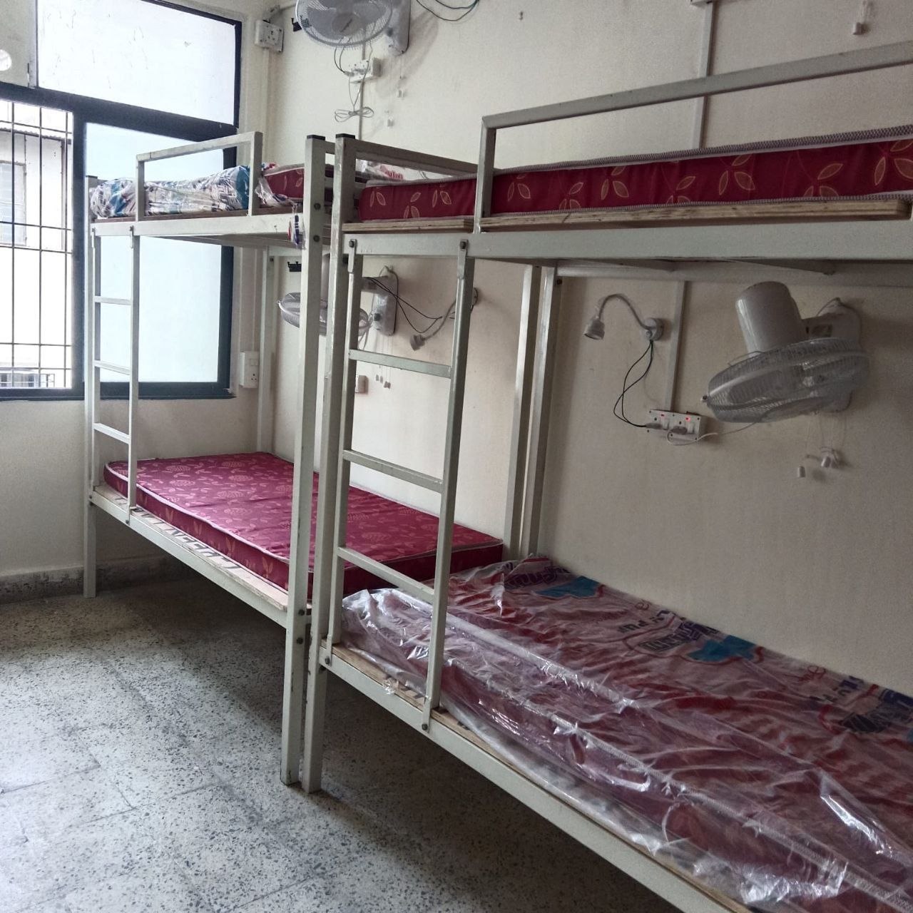 HOSTEL for rent in Sadashiv Peth, Pune photo 3
