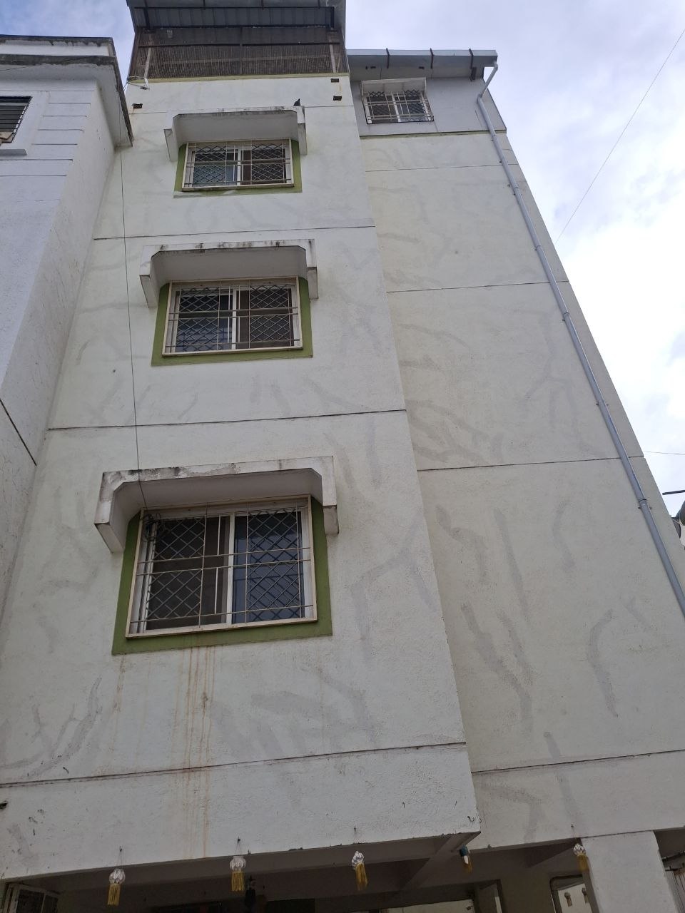 HOSTEL for rent in Karvenagar, Pune photo 3