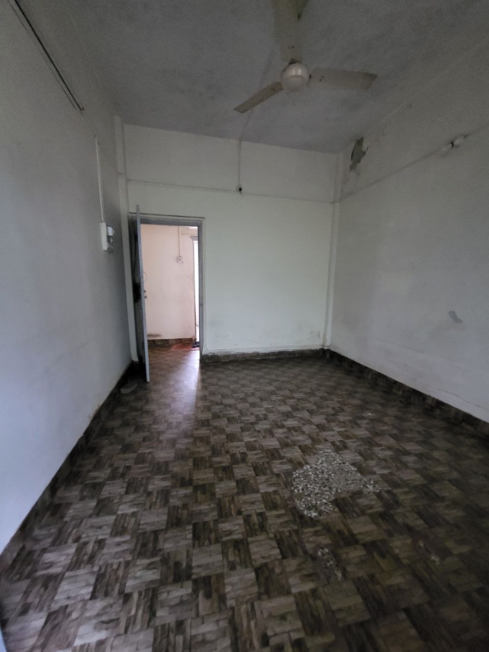 2 BHK for rent in Swargate, Pune photo 3