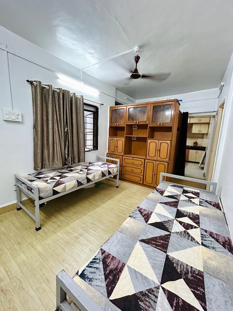 HOSTEL for rent in Narayan Peth, Pune photo 7